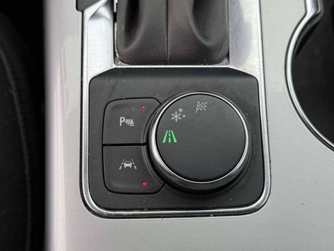 Used 2024 Chevrolet Blazer LT w/ Convenience Package FWD image 8