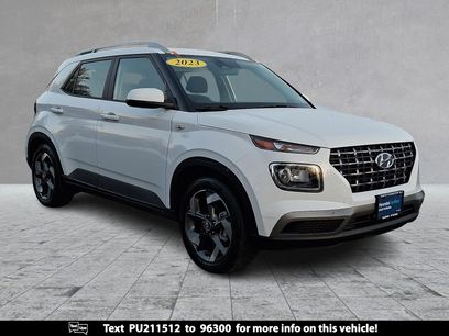 Certified 2023 Hyundai Venue SEL w/ Cargo Package