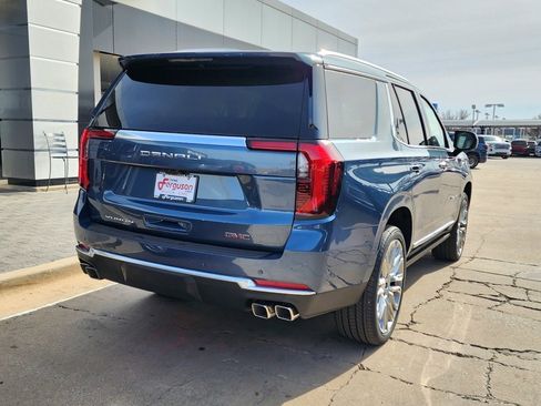 New 2026 GMC Yukon Denali w/ Denali Reserve Package image 3