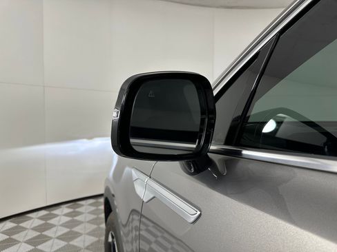 Used 2025 Kia Sorento EX image 20