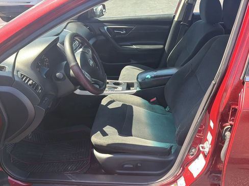 Used 2015 Nissan Altima 2.5 S w/ Power Driver Seat Package image 9