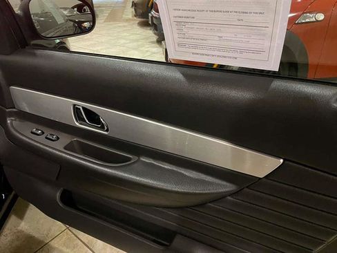 Used 2002 Ford Thunderbird image 17