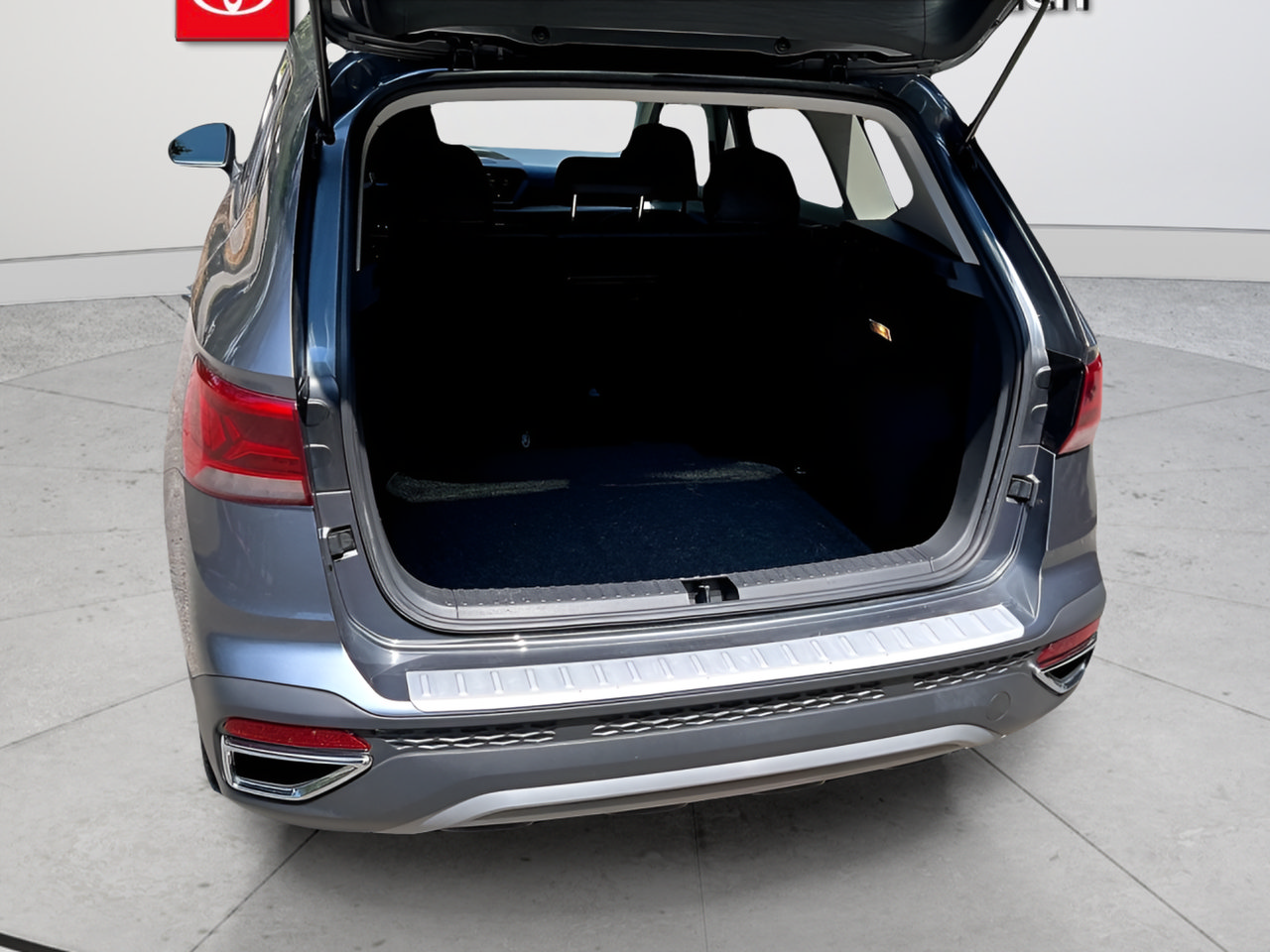 Used 2022 Volkswagen Taos SE w/ IQ.Drive SE Package FWD image 36