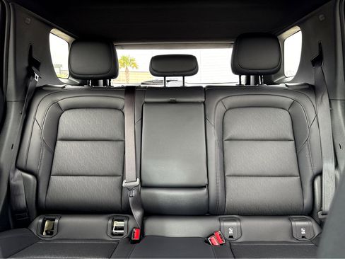 New 2026 Chevrolet Equinox LT w/ Convenience Package II image 4