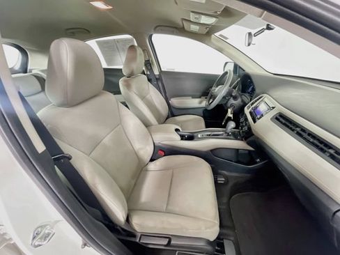 Used 2022 Honda HR-V LX image 26