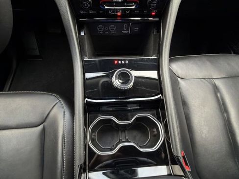 Used 2023 Jeep Grand Cherokee Limited w/ Black Appearance Package RWD image 22