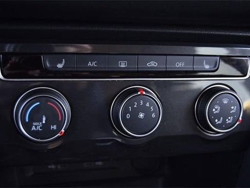 Certified 2024 Volkswagen Tiguan S image 14