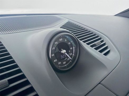 New 2026 Porsche Cayenne Coupe image 17