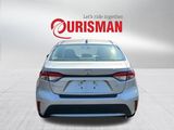 Used 2022 Toyota Corolla LE image 3