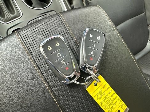 Used 2019 Chevrolet Traverse Premier w/ LPO, Floor Liner Package AWD/4WD image 35