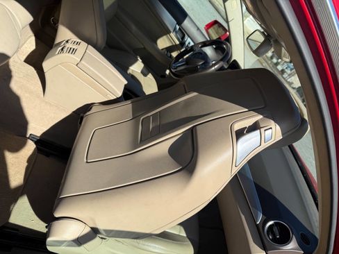 Used 2015 Mercedes-Benz C 250 Coupe image 27