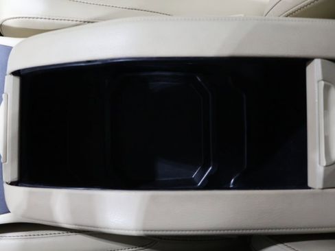 Used 2019 Toyota Highlander XLE image 33