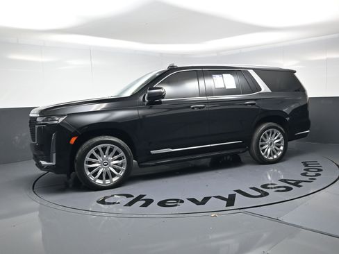 Used 2021 Cadillac Escalade Premium Luxury image 6