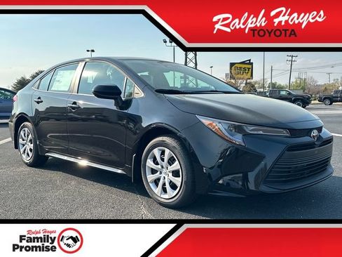 New 2026 Toyota Corolla LE image 1