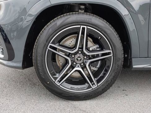 New 2026 Mercedes-Benz GLS 450 4MATIC image 5