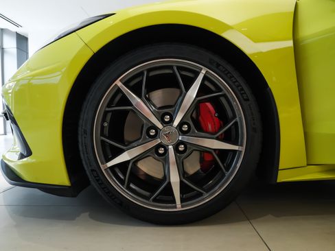Used 2020 Chevrolet Corvette Stingray Premium Cpe w/ 3LT Preferred Equipment Group RWD image 13