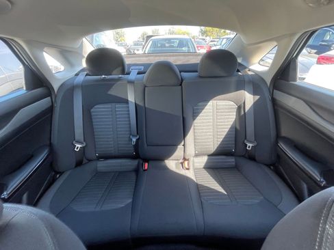 Used 2025 Kia K5 LXS image 39