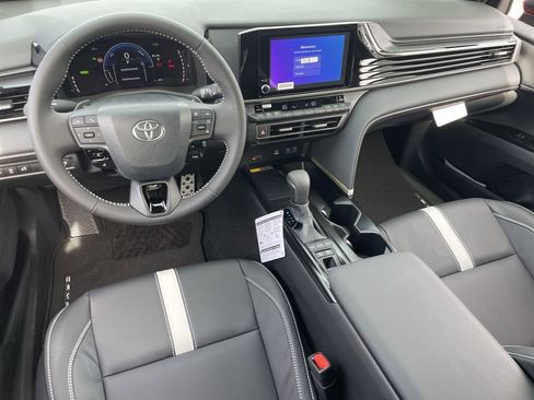 New 2026 Toyota Camry SE image 19