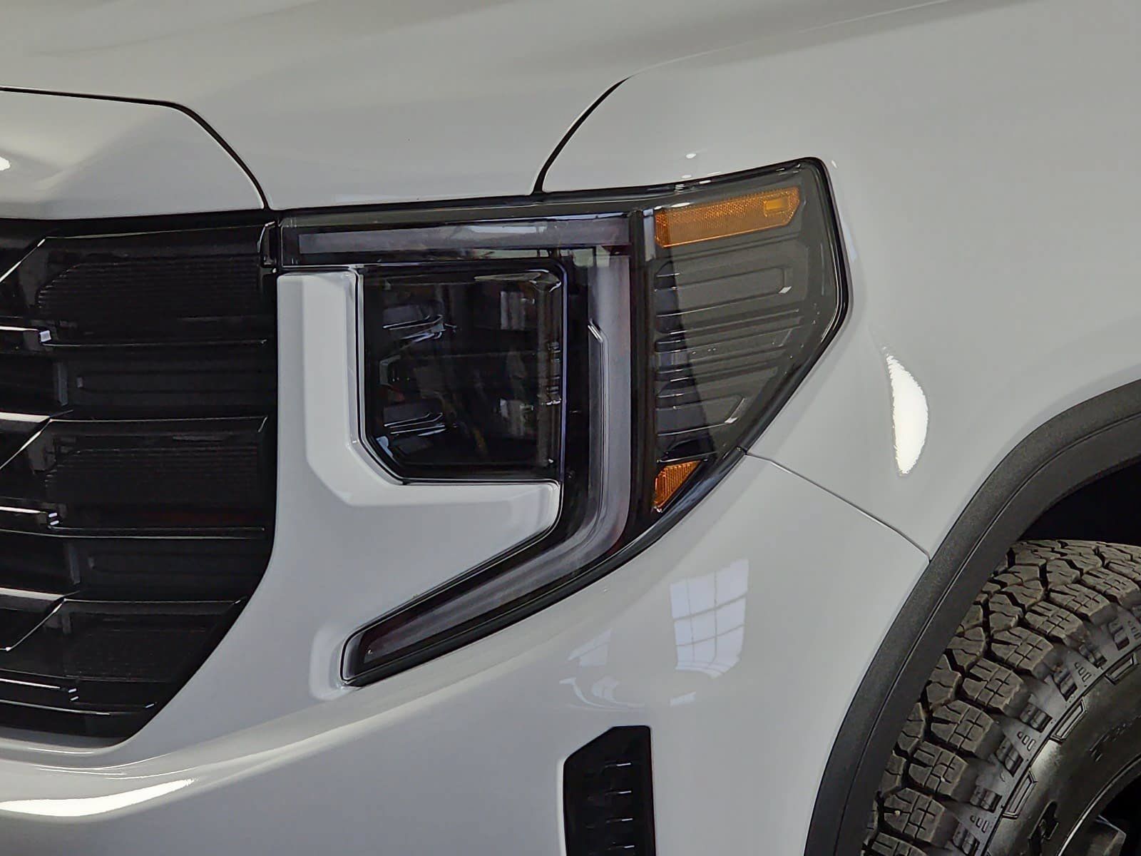 Used 2026 GMC Sierra 1500 Elevation AWD/4WD image 26