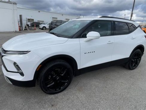 Used 2024 Chevrolet Blazer LT w/ Convenience Package image 6