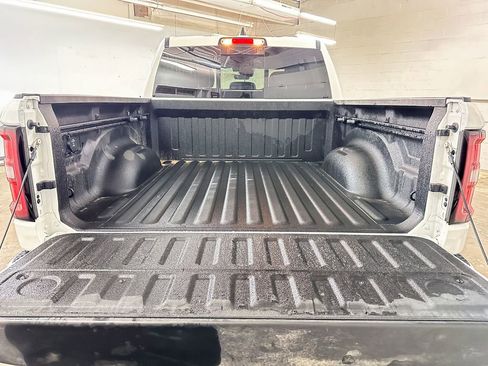 New 2026 RAM 1500 Express AWD/4WD image 13