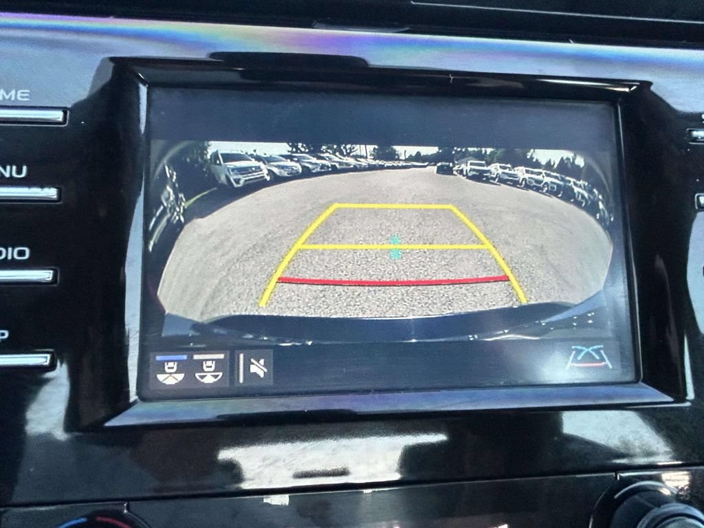 Used 2019 Toyota Camry SE w/ Convenience Package FWD image 22