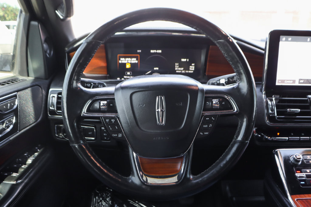 Used 2020 Lincoln Navigator Reserve w/ Equipment Group 208A Reserve AWD/4WD image 26