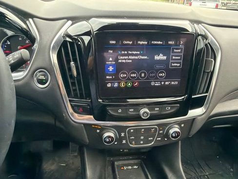Used 2023 Chevrolet Traverse High Country w/ LPO, Floor Liner Package AWD/4WD image 52