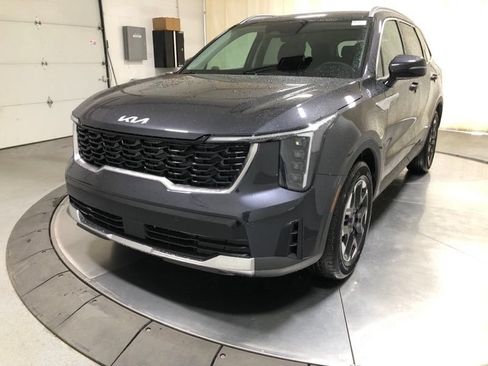 New 2026 Kia Sorento S w/ S Panoramic Sunroof Package FWD image 32
