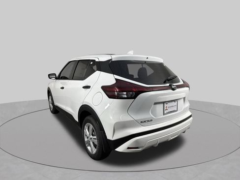 Used 2025 Nissan Kicks Play S FWD image 31