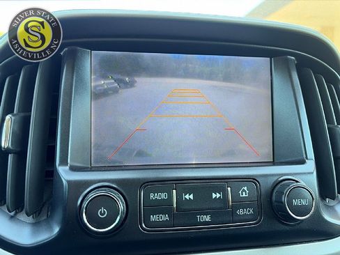 Used 2015 Chevrolet Colorado Z71 image 26