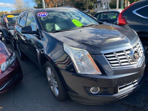 Used 2016 Cadillac SRX Performance w/ Driver Awareness Package image 2