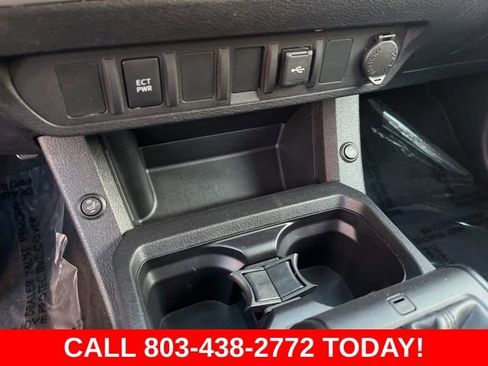 Used 2022 Toyota Tacoma SR AWD/4WD image 24