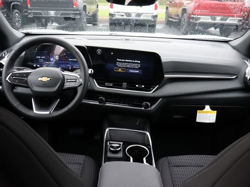 New 2026 Chevrolet Equinox LT w/ Safety and Technology Package AWD/4WD image 20
