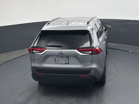 Used 2019 Toyota RAV4 XLE w/ Convenience Package AWD/4WD image 25
