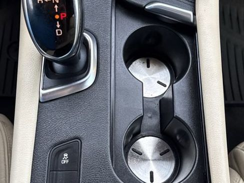 Used 2017 Cadillac XT5 Premium Luxury image 26