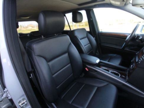 Used 2011 Mercedes-Benz ML 350 2WD w/ Premium 1 Pkg image 21