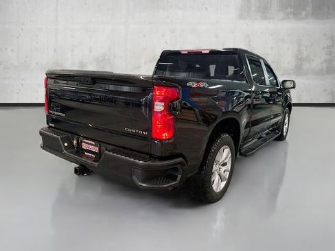 Certified 2023 Chevrolet Silverado 1500 Custom image 5