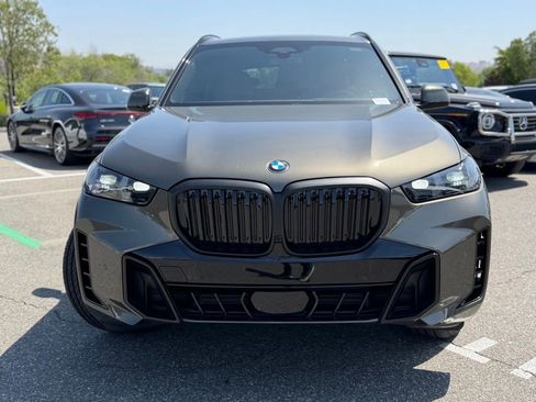 Used 2026 BMW X5 xDrive40i w/ M Sport Package AWD/4WD image 2