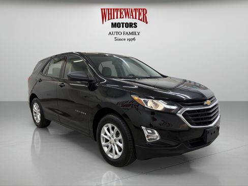 Used 2018 Chevrolet Equinox LS AWD/4WD image 5