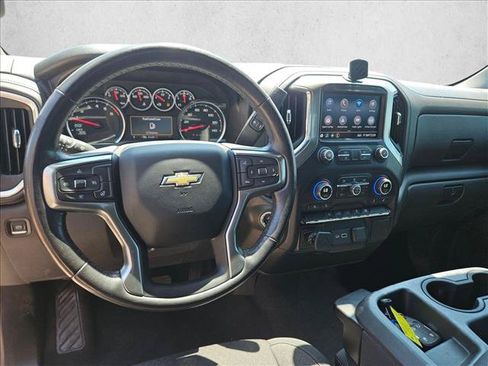 Used 2021 Chevrolet Silverado 1500 LT RWD image 17
