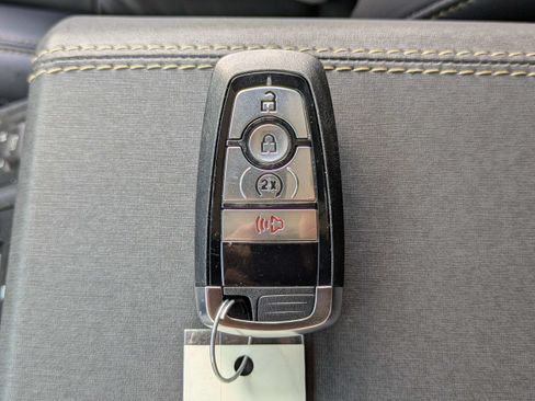 Used 2026 Ford Bronco Badlands AWD/4WD image 30