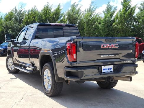 Used 2021 GMC Sierra 2500 Denali AWD/4WD image 3