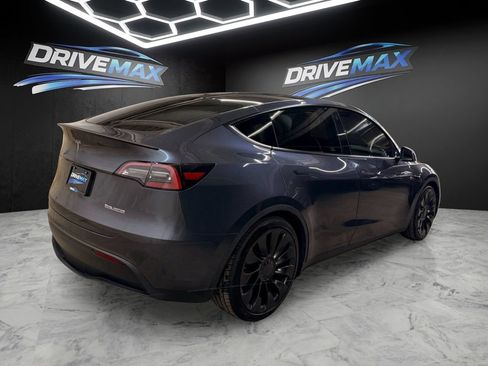 Used 2022 Tesla Model Y Performance AWD/4WD image 5