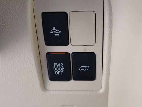 Used 2016 Lexus LX 570 4WD image 22