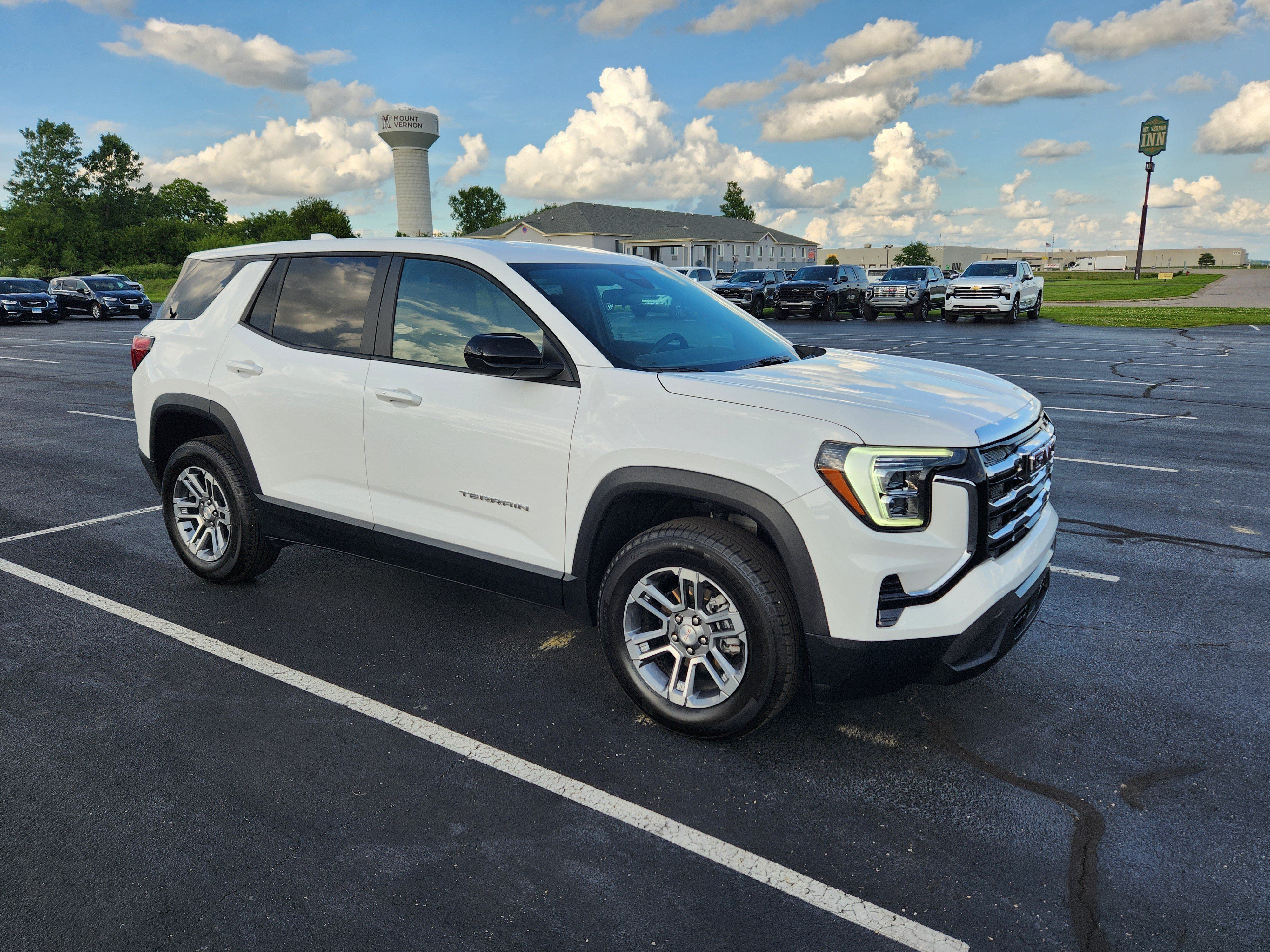 Used 2026 GMC Terrain Elevation FWD image 9