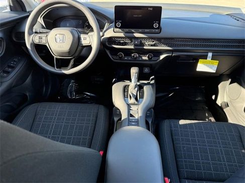 Used 2025 Honda HR-V LX image 11