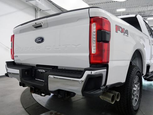 Used 2023 Ford F250 Lariat w/ Chrome Package AWD/4WD image 39