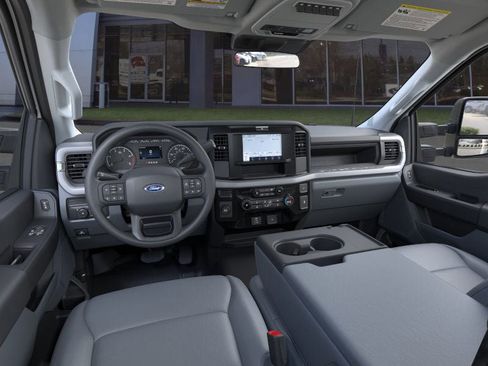 New 2026 Ford F550 2WD Regular Cab Super Duty image 9