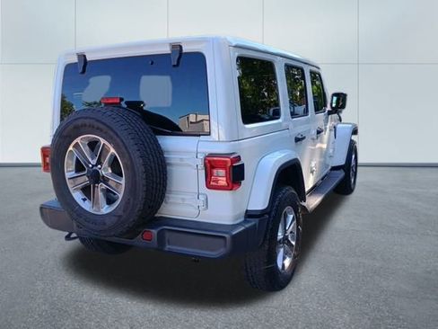 Used 2022 Jeep Wrangler Unlimited Sahara w/ LED Lighting Group image 5